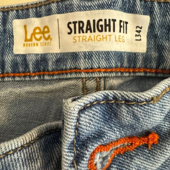 Lee Men’s Straight Fit Light Wash Jeans W36 L42 Long Inseam Denim - Picture 3 of 4
